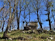 CANTO ALTO in direttissima la prima volta per sentieri insoliti da sopra casa-Zogno (8apr21) - FOTOGALLERY